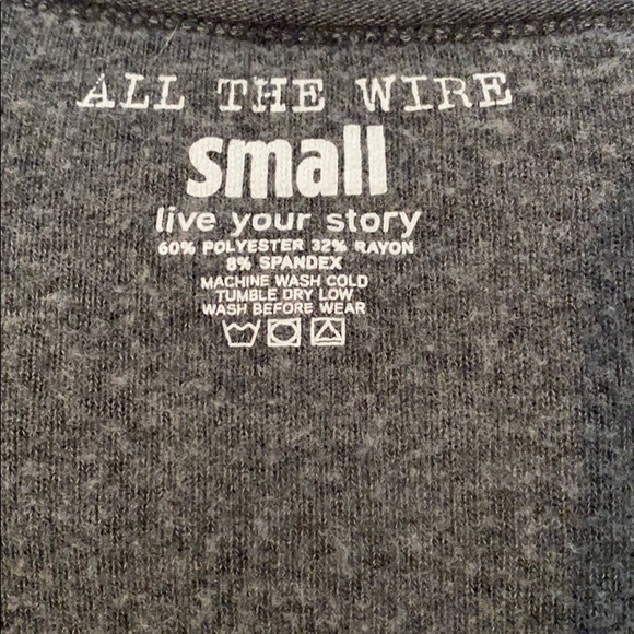 All the Wire Don’t Look Back Sweatshirt Small - Picture 6 of 7